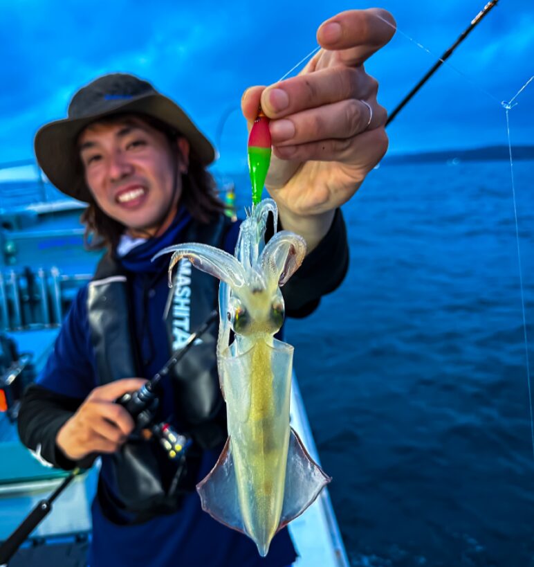 ヤマシタからスクイッシュ 7-2の新色カラーが登場