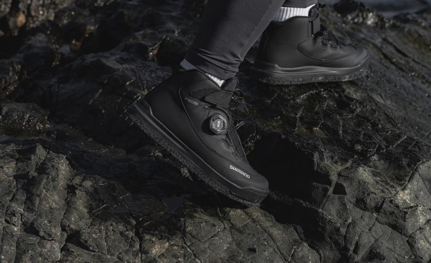 クイックゲームシューズ カットラバーピンフェルト