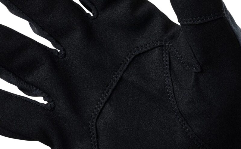 耐久性とグリップ性を両立するスエード調人工皮革