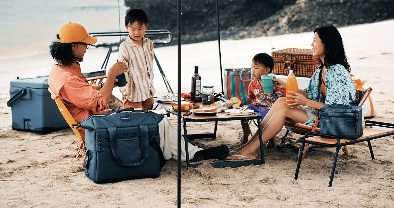 シマノから新作ソフトクーラー「クーラーバッグプロ」